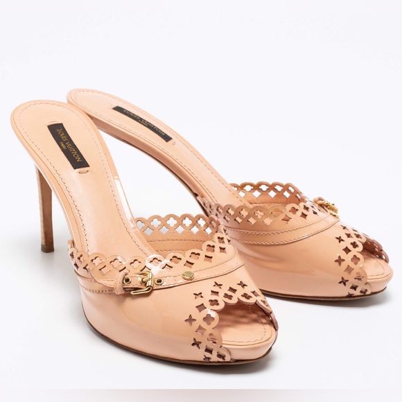 LOUIS VUITTON-Classy Monogram Peachy Pink Leather Heels EU 39.5 (US Size 9.5) - Picture 4 of 9